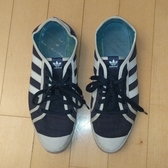 Adidas sleek series size 8.5 sneaker navy blue - Picture 1 of 6